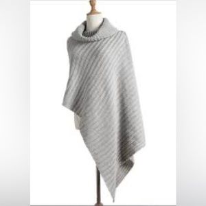 Knit turtleneck poncho